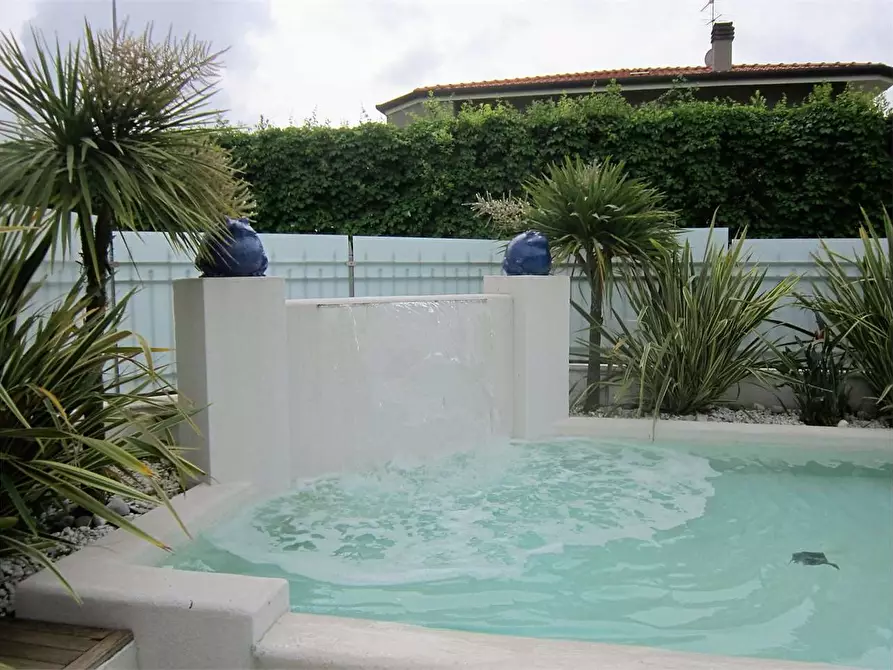 casa indipendente in vendita a Forte dei Marmi