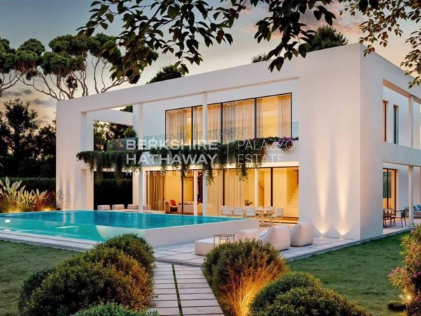 casa indipendente in vendita a Forte dei Marmi