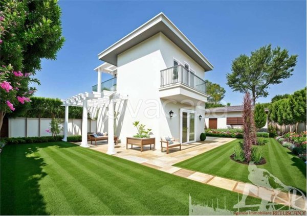 casa indipendente in vendita a Forte dei Marmi