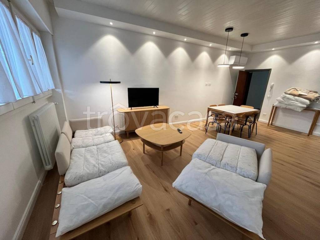 appartamento in vendita a Forte dei Marmi in zona Vittoria Apuana