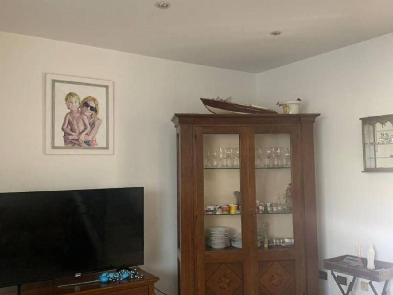 casa indipendente in vendita a Forte dei Marmi in zona Vittoria Apuana