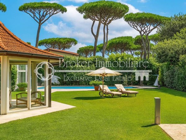 casa indipendente in vendita a Forte dei Marmi