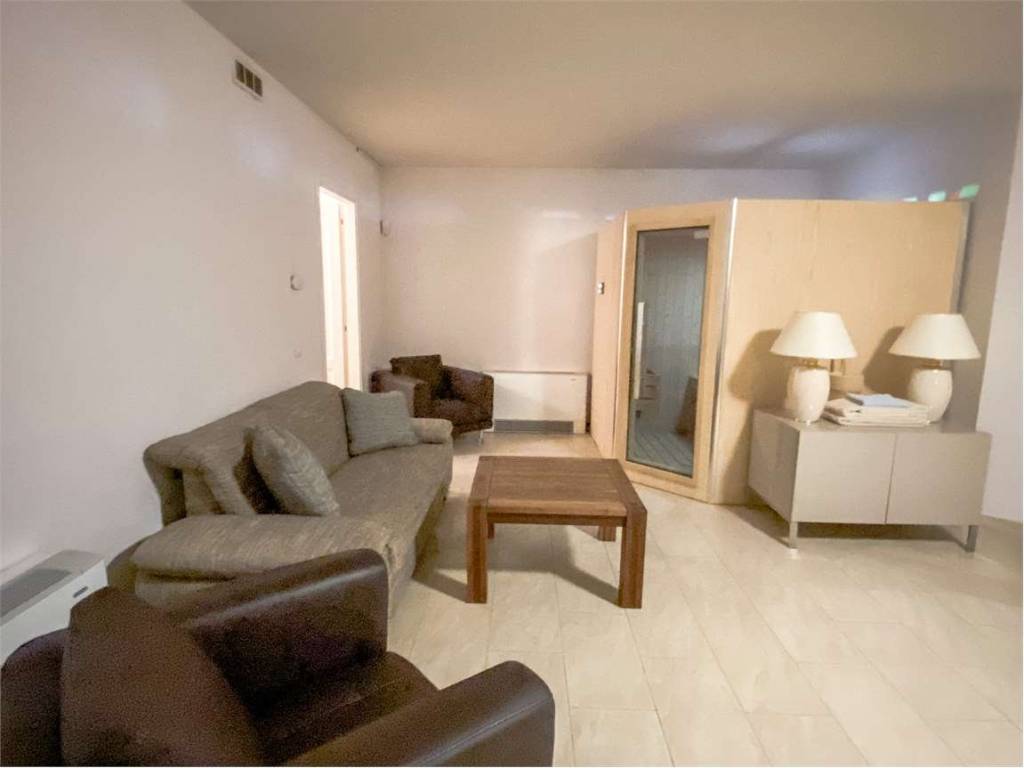 casa indipendente in vendita a Forte dei Marmi in zona Vittoria Apuana