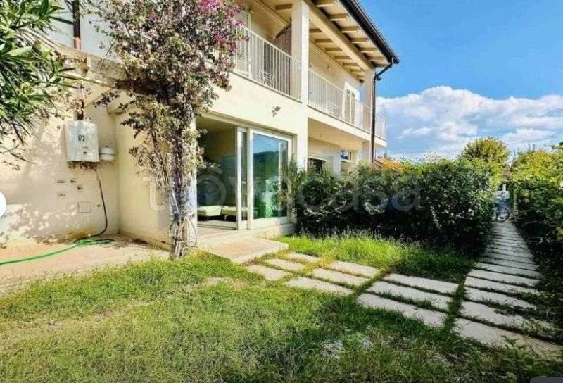 casa indipendente in vendita a Forte dei Marmi