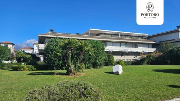 appartamento in vendita a Forte dei Marmi