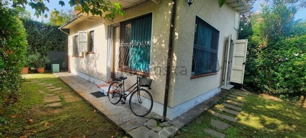 quadrivano in vendita a Forte dei Marmi