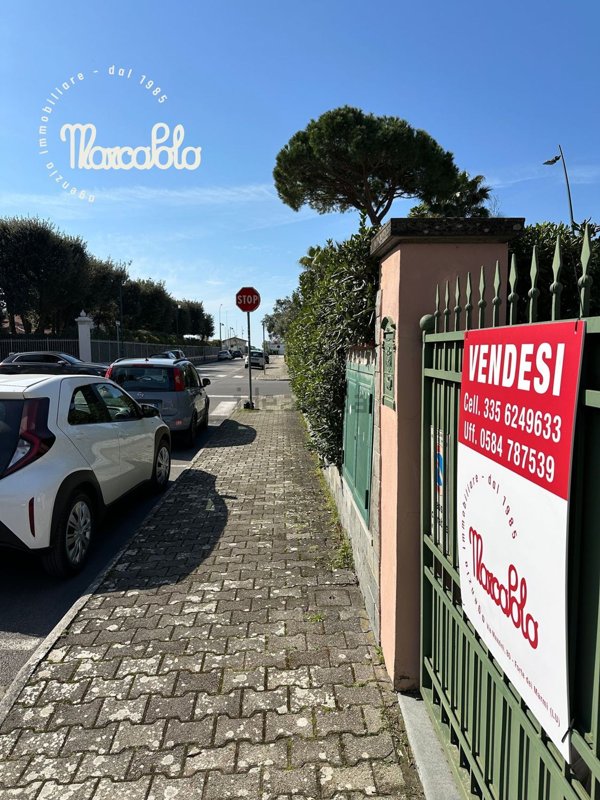 casa indipendente in vendita a Forte dei Marmi