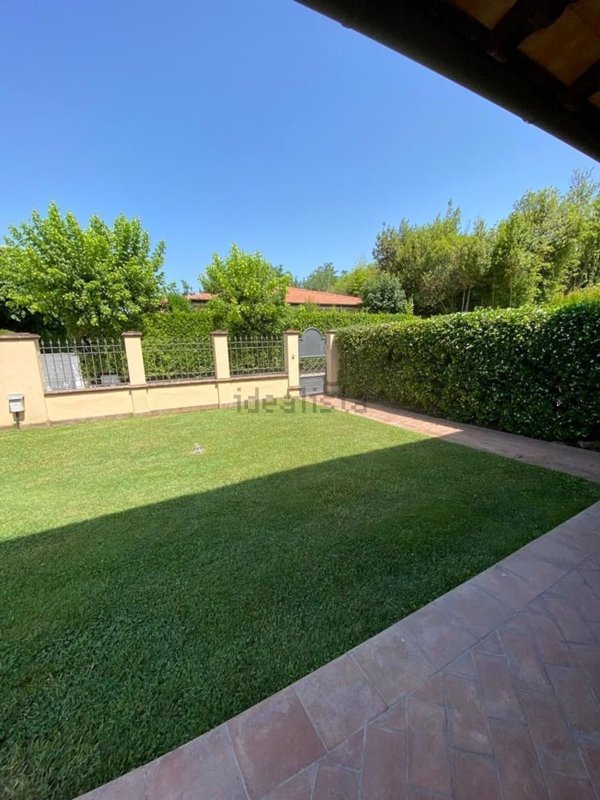 casa indipendente in vendita a Forte dei Marmi