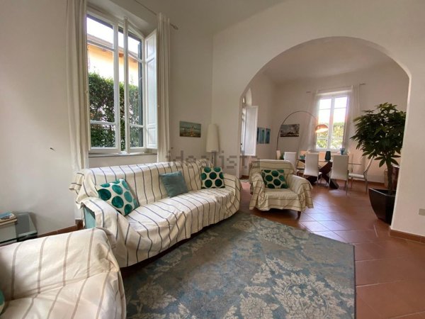 casa indipendente in vendita a Forte dei Marmi