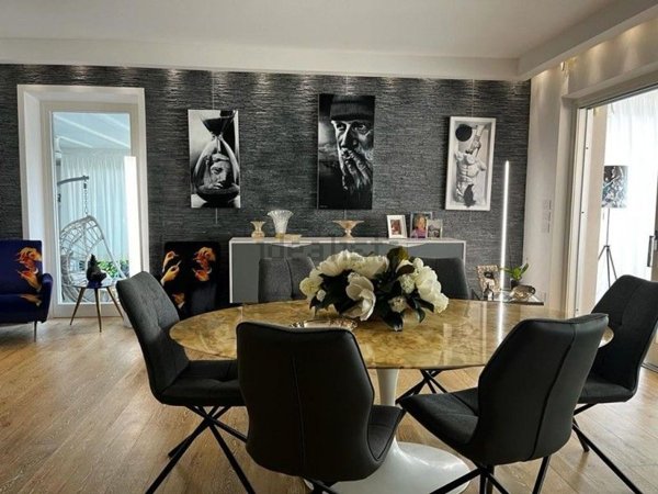 casa indipendente in vendita a Forte dei Marmi