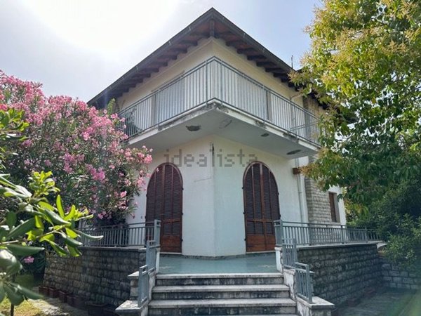 casa indipendente in vendita a Forte dei Marmi