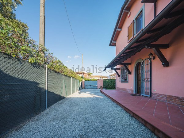 casa indipendente in vendita a Forte dei Marmi
