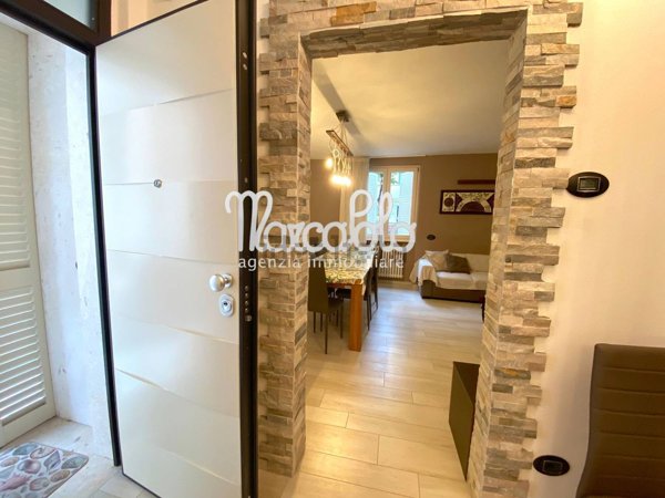 casa indipendente in vendita a Forte dei Marmi in zona Vittoria Apuana