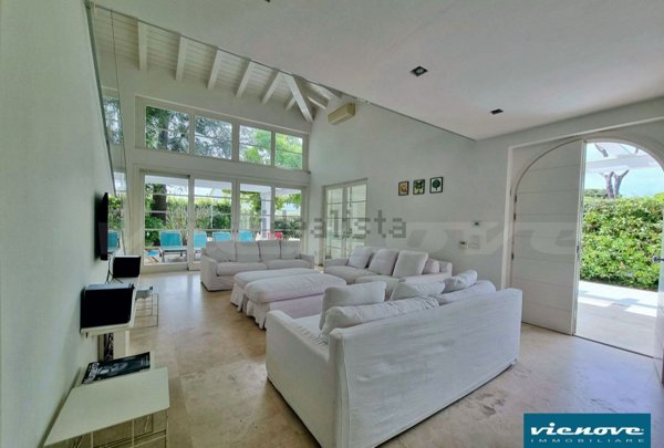 casa indipendente in vendita a Forte dei Marmi in zona Vittoria Apuana