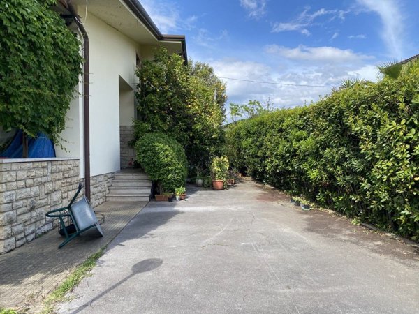 casa indipendente in vendita a Forte dei Marmi