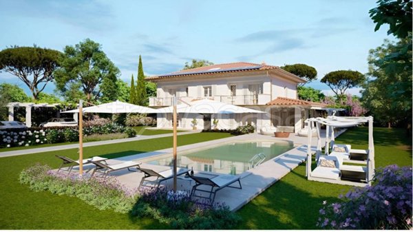casa indipendente in vendita a Forte dei Marmi