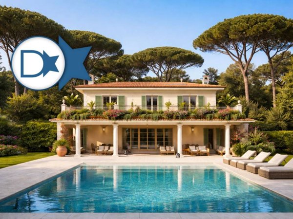 casa indipendente in vendita a Forte dei Marmi in zona Roma Imperiale
