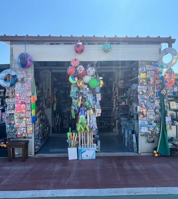 negozio in vendita a Forte dei Marmi