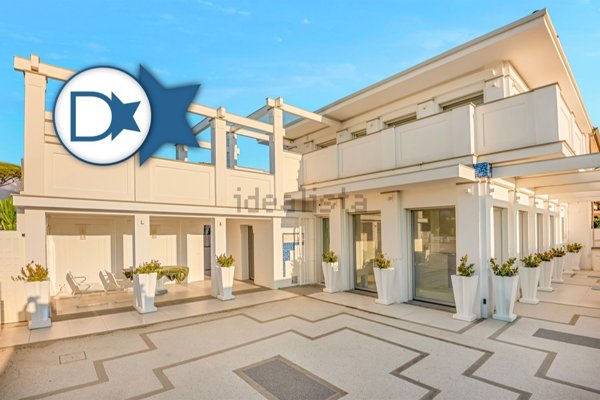 casa indipendente in vendita a Forte dei Marmi