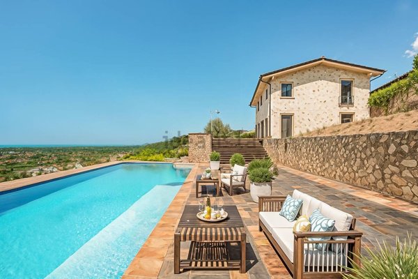 casa indipendente in vendita a Forte dei Marmi