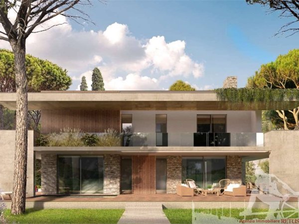 casa indipendente in vendita a Forte dei Marmi in zona Roma Imperiale