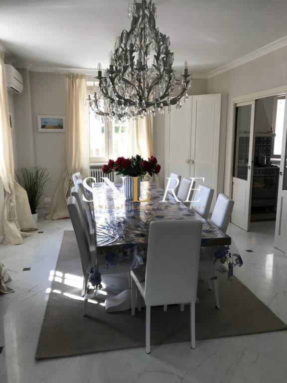 casa indipendente in vendita a Forte dei Marmi
