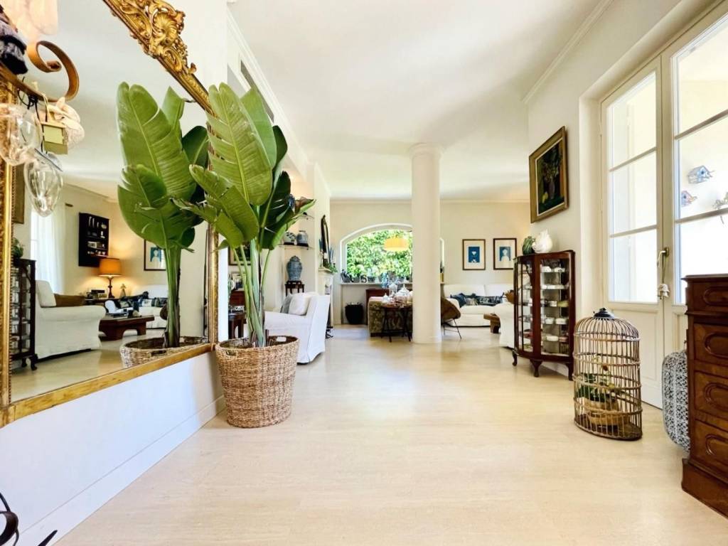 casa indipendente in vendita a Forte dei Marmi