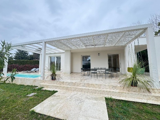 casa indipendente in vendita a Forte dei Marmi