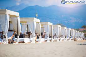 appartamento in vendita a Forte dei Marmi in zona Roma Imperiale