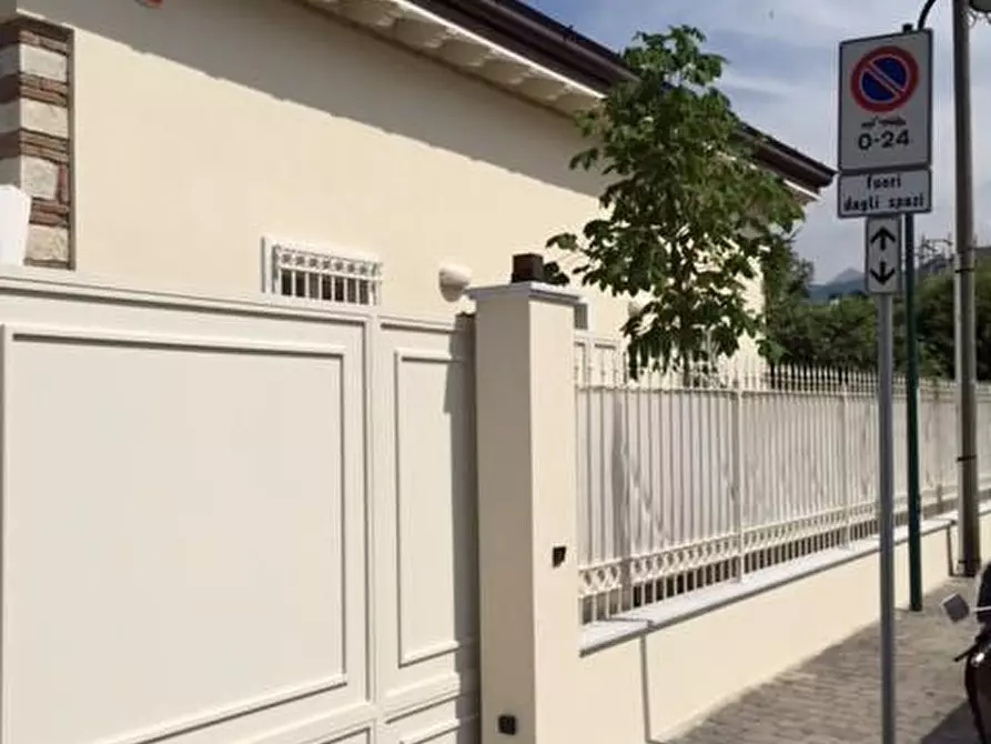 casa indipendente in vendita a Forte dei Marmi