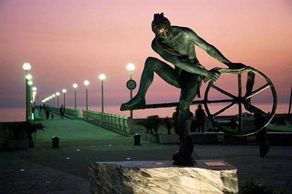 casa indipendente in vendita a Forte dei Marmi