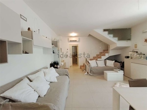 casa indipendente in vendita a Forte dei Marmi