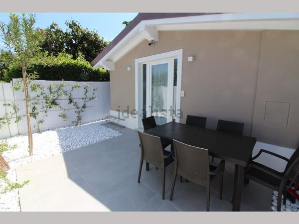 casa indipendente in vendita a Forte dei Marmi