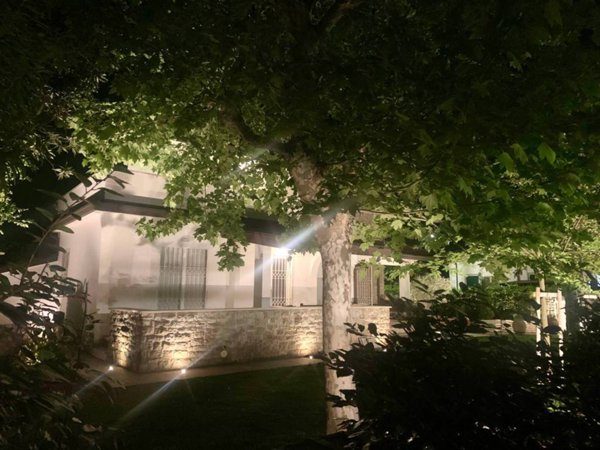 casa indipendente in vendita a Forte dei Marmi in zona Vittoria Apuana