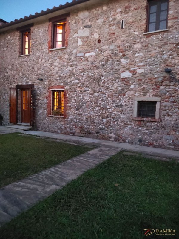 pentavano in vendita a Forte dei Marmi