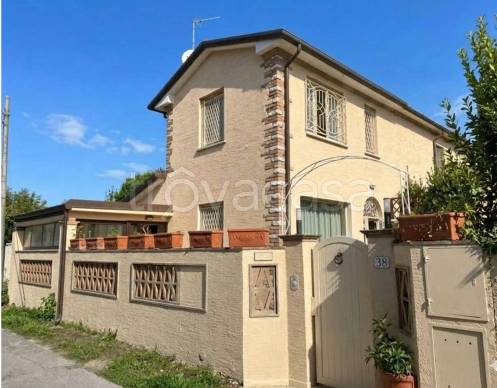 casa indipendente in vendita a Forte dei Marmi