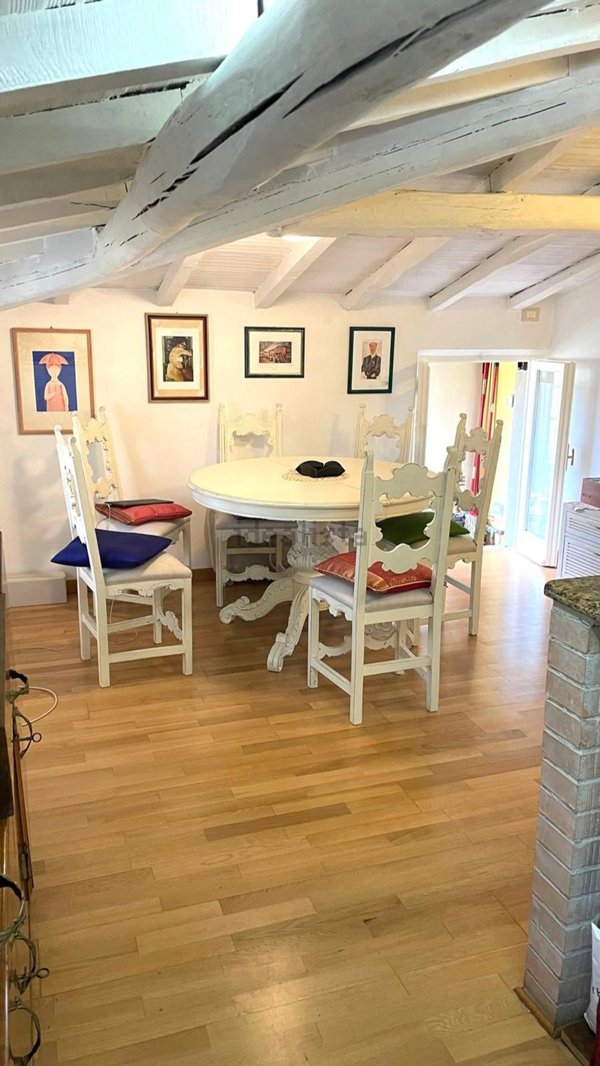 appartamento in vendita a Forte dei Marmi in zona Vittoria Apuana
