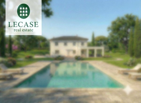 casa indipendente in vendita a Forte dei Marmi in zona Roma Imperiale