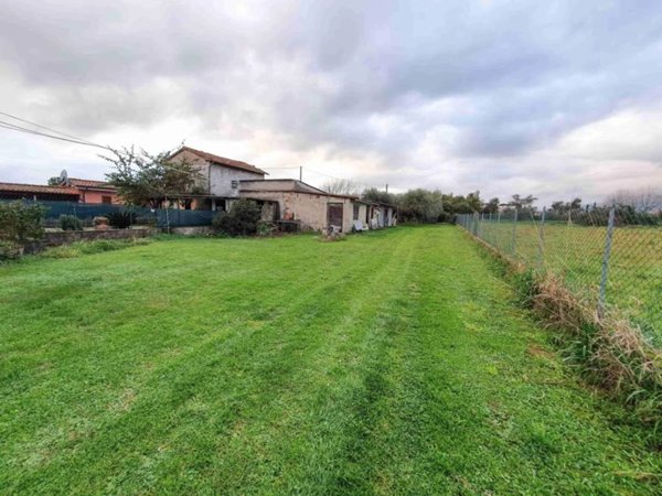 terreno agricolo in vendita a Forte dei Marmi in zona Vaiana