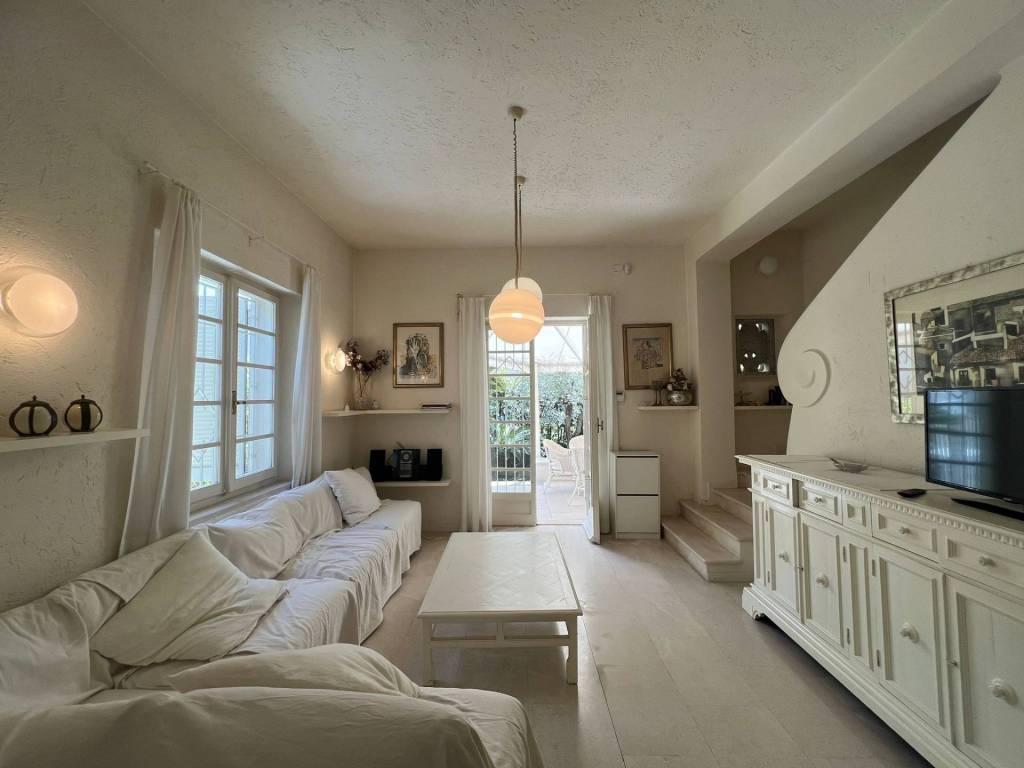 casa indipendente in vendita a Forte dei Marmi