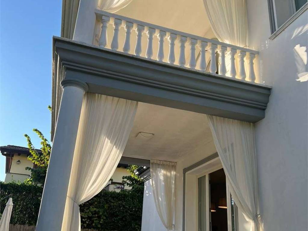 casa indipendente in vendita a Forte dei Marmi