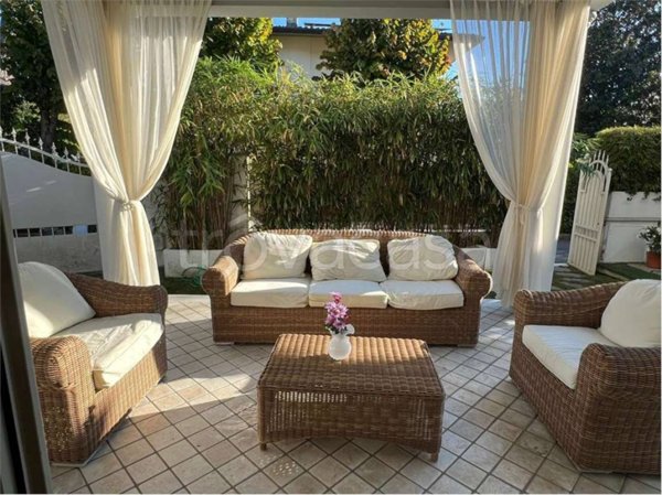 casa indipendente in vendita a Forte dei Marmi