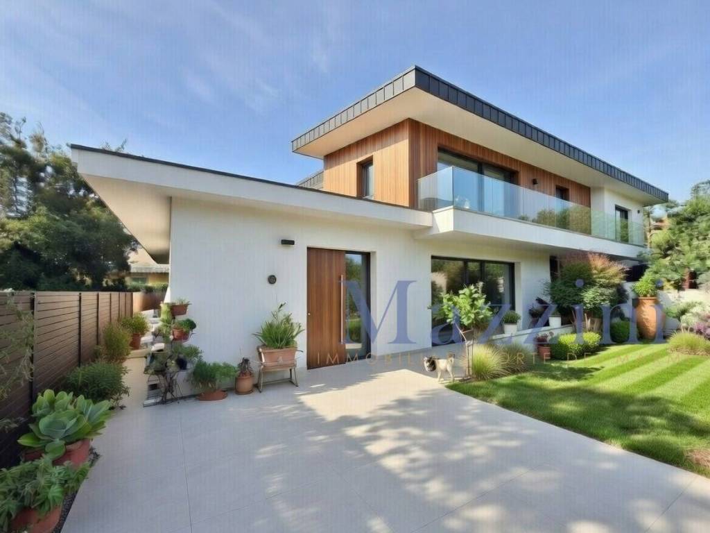 casa indipendente in vendita a Forte dei Marmi