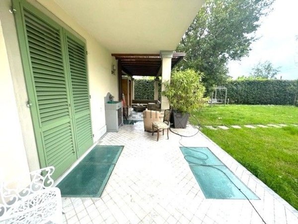 casa indipendente in vendita a Forte dei Marmi