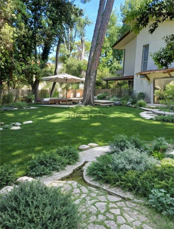 casa indipendente in vendita a Forte dei Marmi