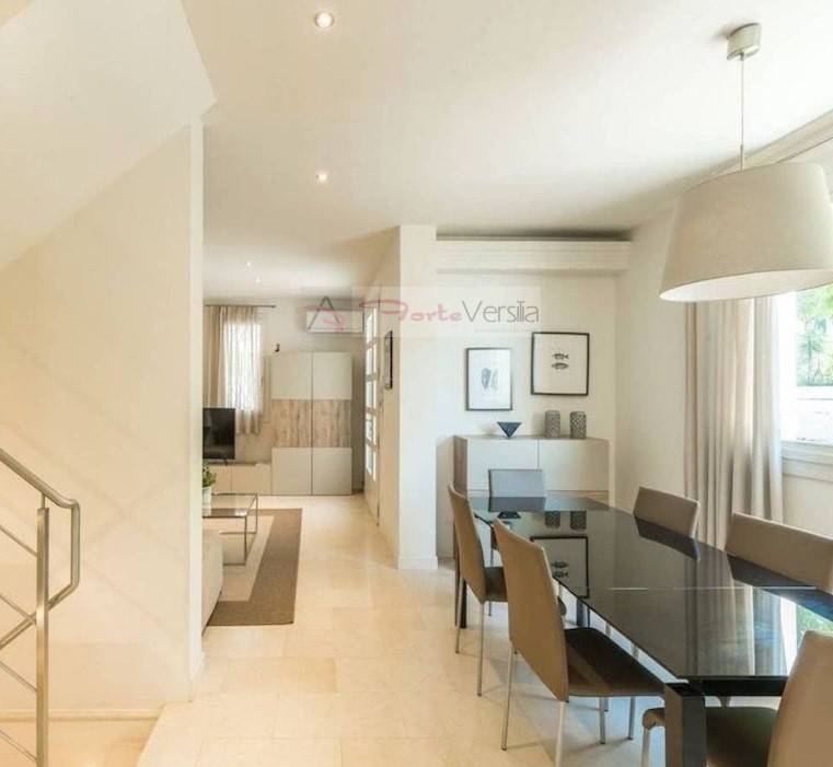 casa indipendente in vendita a Forte dei Marmi