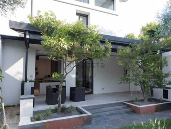 casa indipendente in vendita a Forte dei Marmi