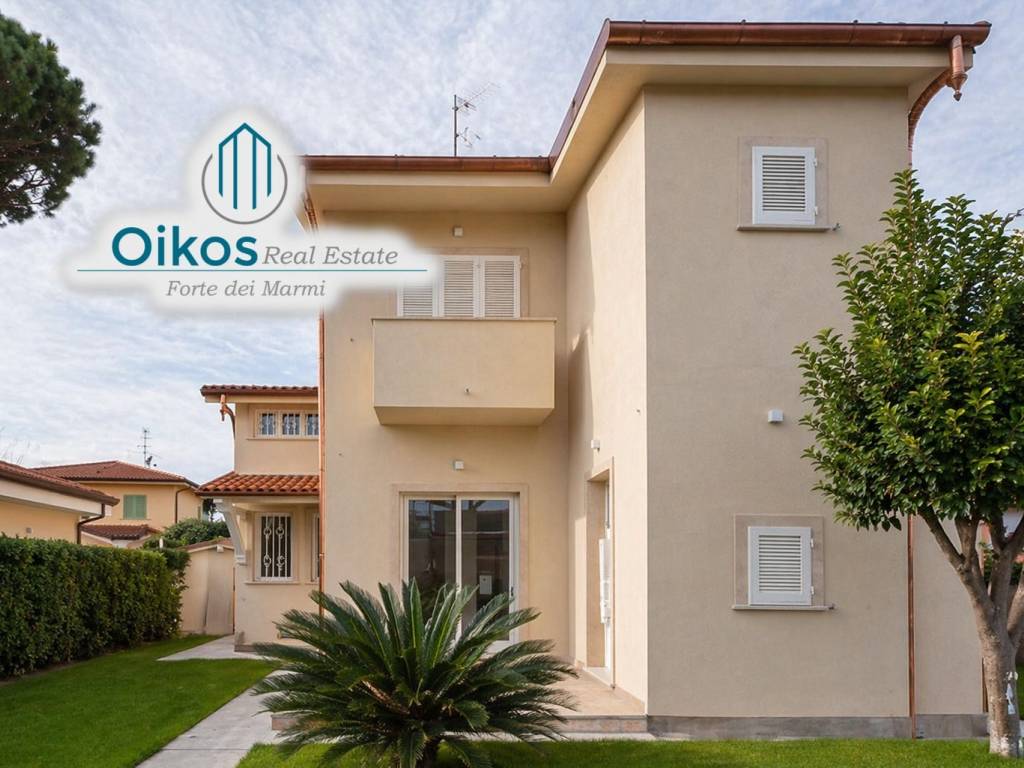 casa indipendente in vendita a Forte dei Marmi