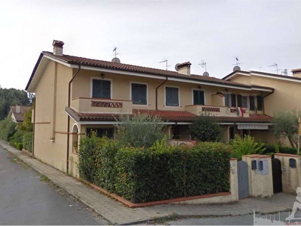 casa indipendente in vendita a Forte dei Marmi