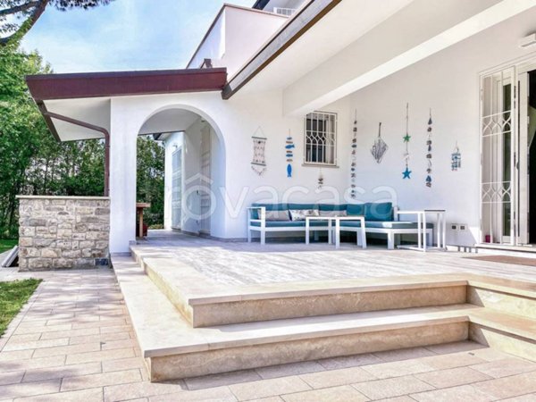 casa indipendente in vendita a Forte dei Marmi